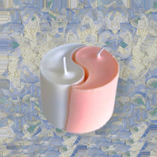Load image into Gallery viewer, Yin Yang Candle ☯️