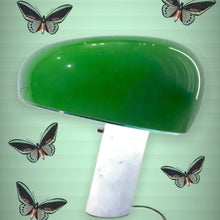 Load image into Gallery viewer, Green Snoopy Lamp 🐶