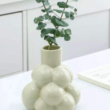 Load image into Gallery viewer, Ceramic Vase 🍇