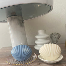 Load image into Gallery viewer, Cloudy Shell Candle ☁️
