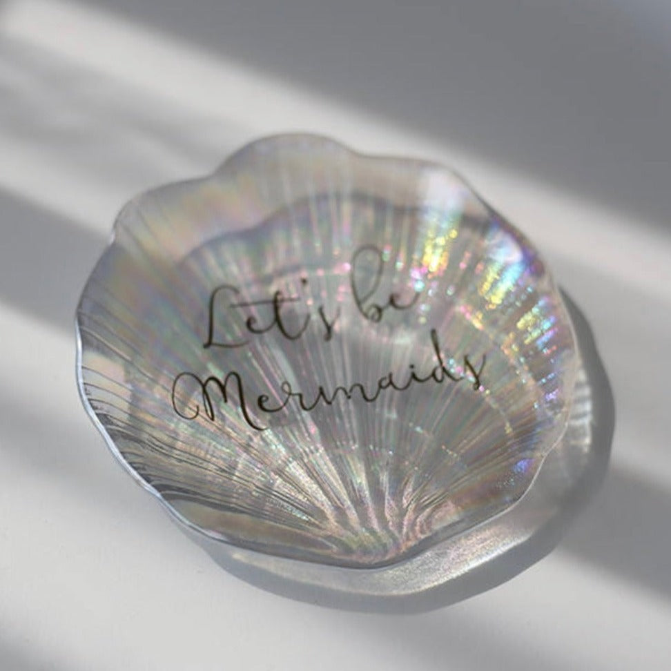 Holographic Shell Tray 🧜‍♀️