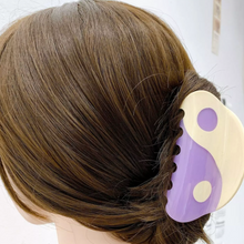 Load image into Gallery viewer, Yin Yang Hair Claw ☯️
