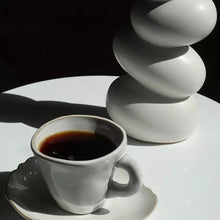 Load image into Gallery viewer, Ceramic Vase 🥚
