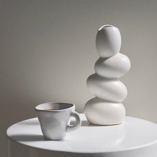 Load image into Gallery viewer, Ceramic Vase 🥚
